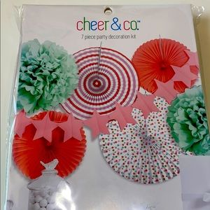 PARTY DECOR POMS, GARLAND, FANS